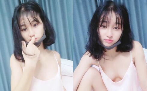 某平台颜值不错小嫩妹 激情自慰大秀 十分诱人喜欢别错过